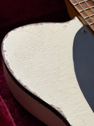 DESTROY VINTAGE TELECASTER / VINTAGE AGED WHITE + BINDING DESTROY VINTAGE TELECASTER / VINTAGE AGED WHITE + BINDING