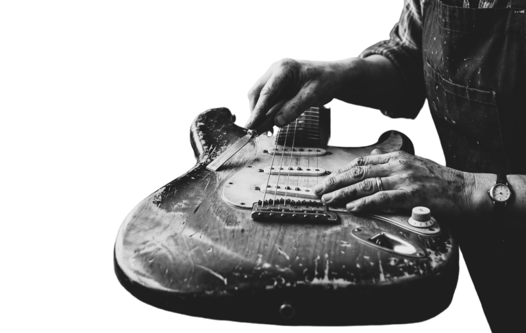 Luthier Relic