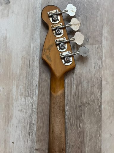 OEM PRECISION BASS / FIESTA RED OEM PRECISION BASS / FIESTA RED