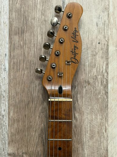 DESTROY VINTAGE TELECASTER / VINTAGE AGED WHITE + BINDING DESTROY VINTAGE TELECASTER / VINTAGE AGED WHITE + BINDING