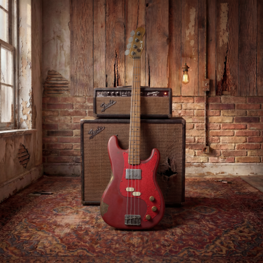 Fender Bullet Bass 80's / Red Rose