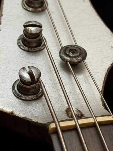 UNBRANDED PRECISION BASS / SILVER SPARKLE