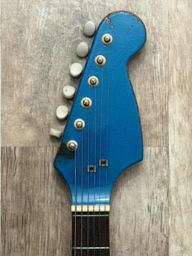 COMPETITION MUSTANG - MIJ 70'S / CUSTOM LAKE PLACID BLUE COMPETITION MUSTANG - MIJ 70'S / CUSTOM LAKE PLACID BLUE