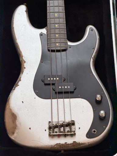 UNBRANDED PRECISION BASS / SILVER SPARKLE